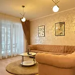 Coresi Mall Area By Glam Brasov