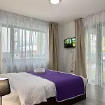 Apartment Coresi Mall Area By Glam