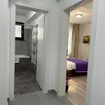 Coresi Mall Area By Glam Apartment Brasov