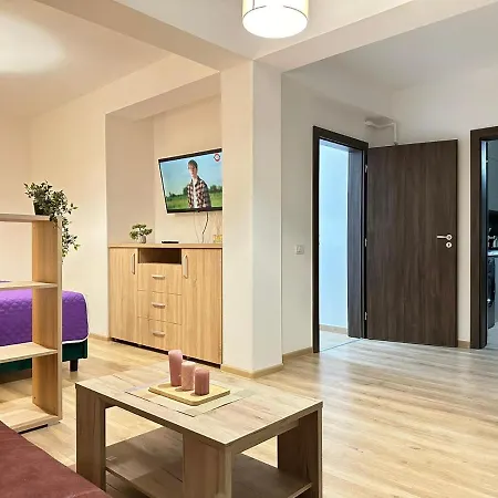 Coresi Mall Area & By Glam