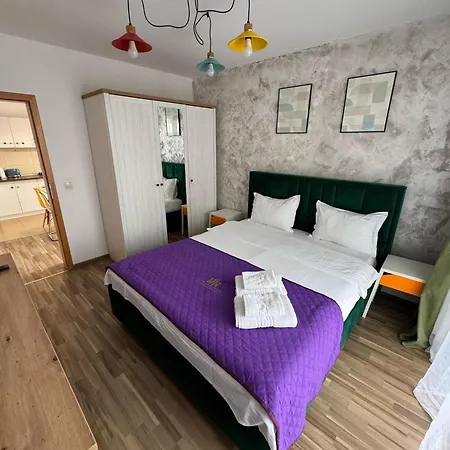 Coresi Mall Area & By Glam Apartamento Braşov