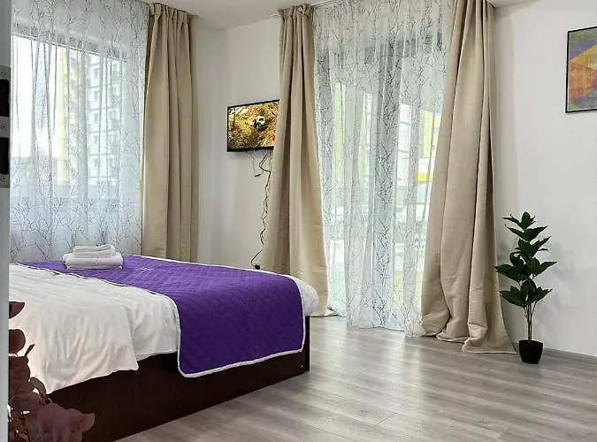 公寓 Coresi Mall Area By Glam