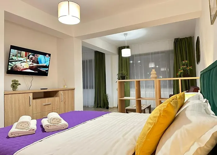 דירה Coresi Mall Area & By Glam