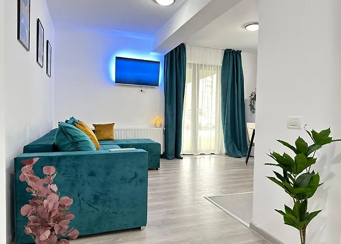 Coresi Mall Area & By Glam דירה *