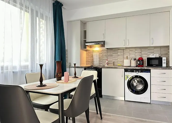 公寓 Coresi Mall Area By Glam *