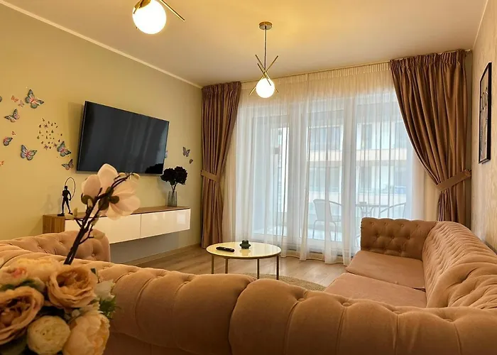 公寓 Coresi Mall Area By Glam