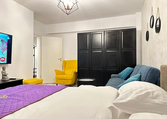 公寓 Coresi Mall Area By Glam