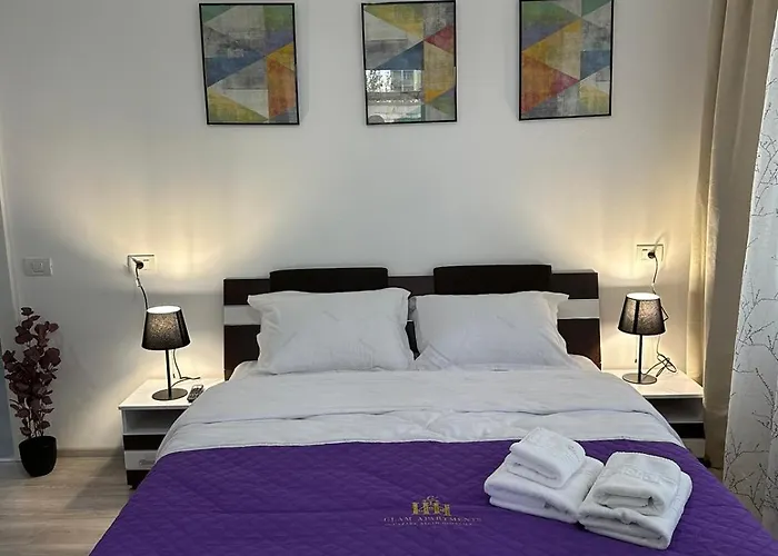 דירה Coresi Mall Area & By Glam בראשוב