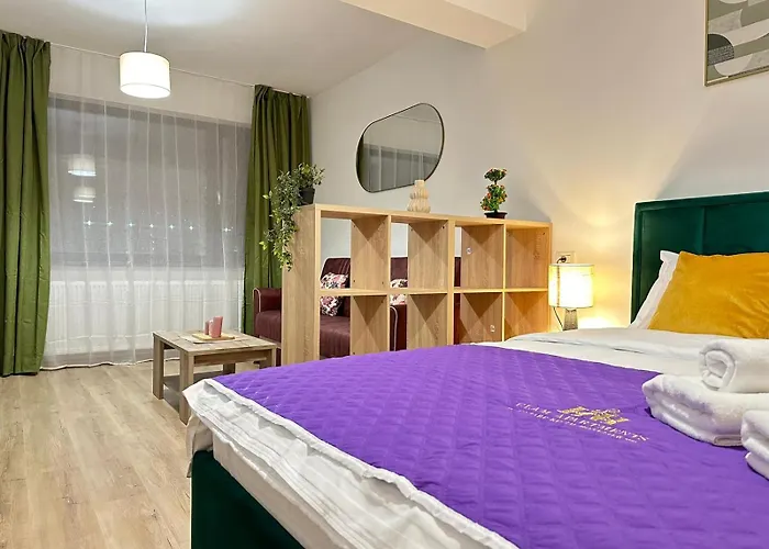 דירה Coresi Mall Area & By Glam בראשוב